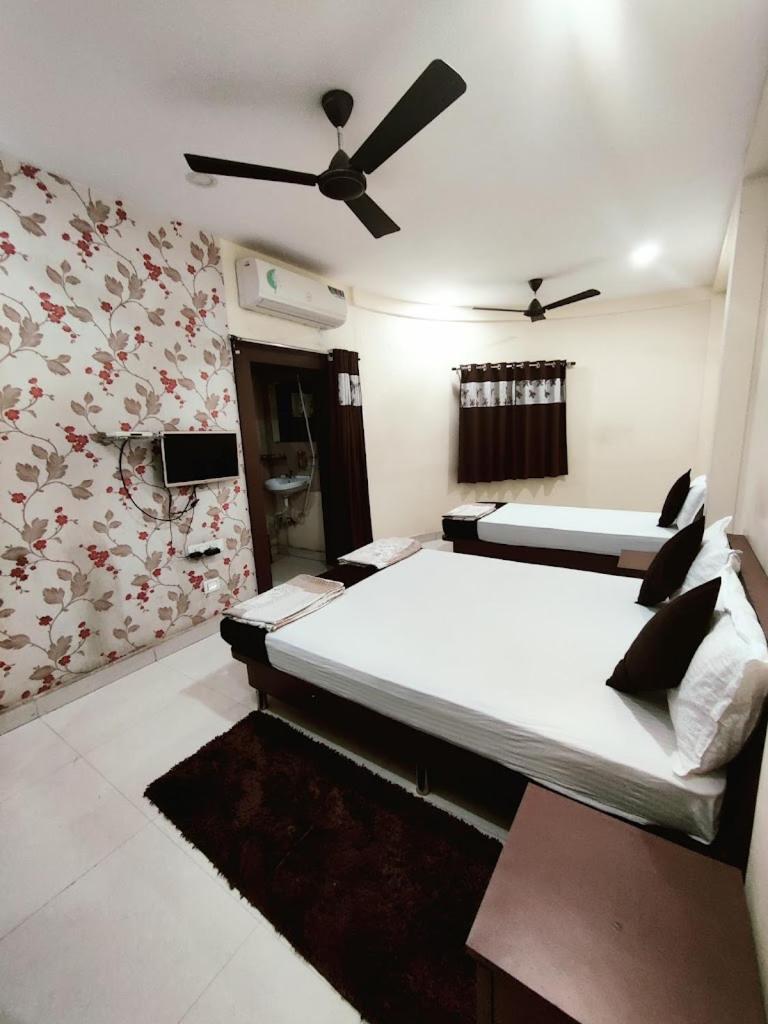 Gulmohar - By Mansi Service Apartment ناغبور المظهر الخارجي الصورة